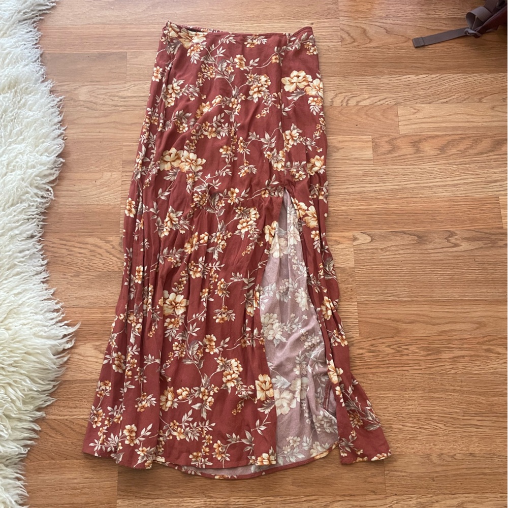 American eagle floral maxi skirt with slit
